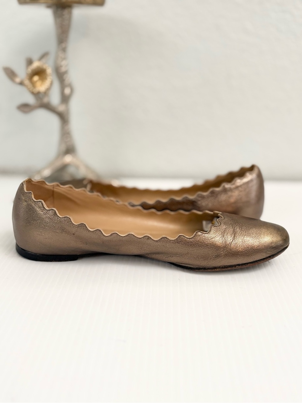 Chloe Metallic Gold Leather Scalloped Ballet Flats Size 38.5